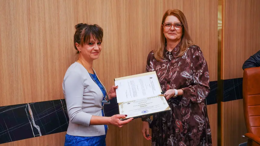 В МУ-Плевен връчиха дипломи за академично израстване и награди за заслуги към висшето училище