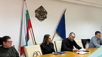 В Областна администрация се проведе среща за дуалното професионално образование по програма „Домино 2“