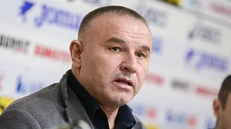 Шефът на федерацията по щанги временно се оттегля