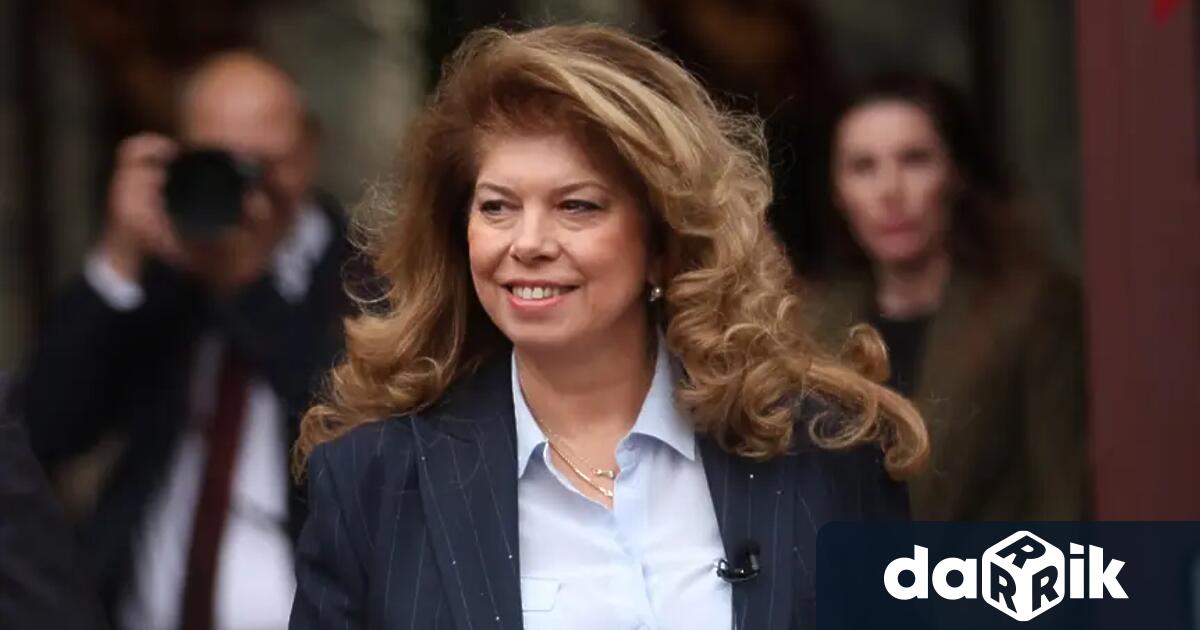 След бурна политическа седмица сме в очакване президентът Илияна Йотова