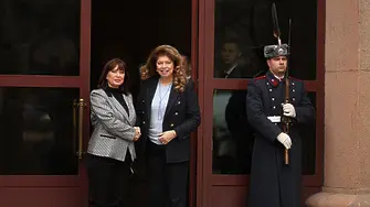 Омбудсманът Велислава Делчева пристигна на „Дондуков“ 2