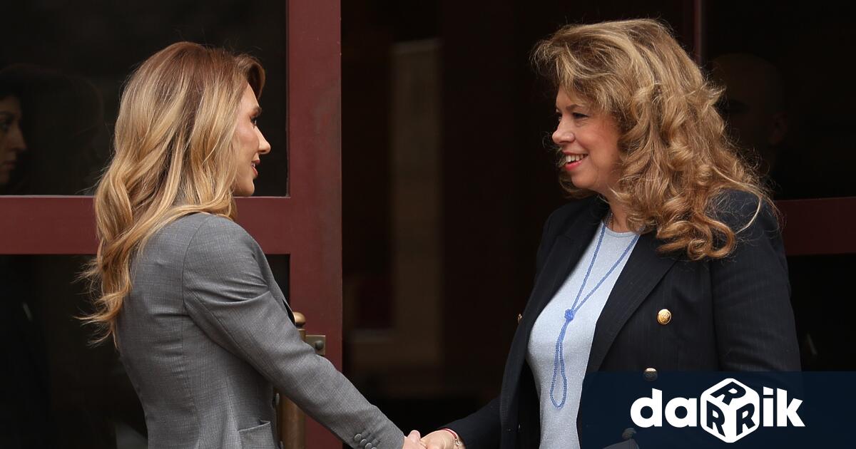 Заместник омбудсманът Мария Филипова е готова да поеме поста на