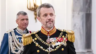 Кралят на Дания ще посети Гренландия следващия месец