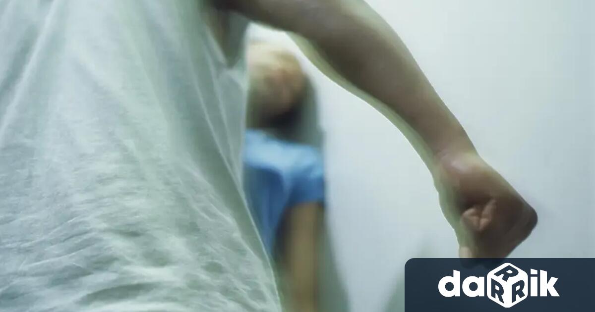 Ученичка преби друга девойкав Благоевград Насилието е заснето отсвидетел авидеоклипътбеше