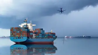 Американският самолетоносач пристигна в Близкия изток