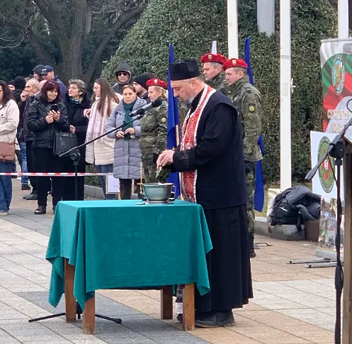  Областният шеф инж. Мартин Мачев участва на церемониален обред по изпращане на маневрена рота от 4-ти механизиран батальон 