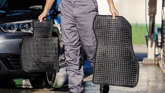 Как да изберем стелки за кола: всичко, което трябва да знаете