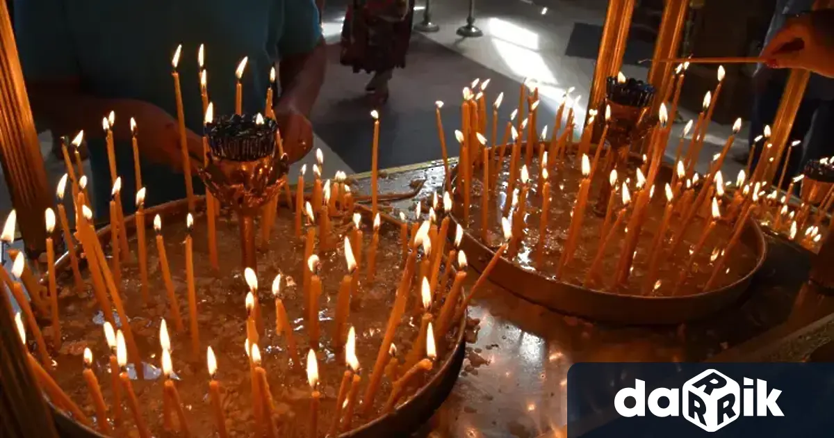 датата 27 ми януари Българската православнацърква честваПренасяне мощите на св