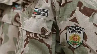 С военен ритуал в Плевен изпращат контингент на мисия в Косово