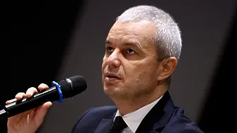 „Възраждане“ поиска от Йотова служебно правителство и дата за избори - веднага!