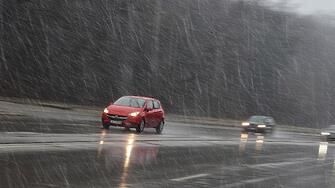 Сняг вали в областите Видин, Ловеч, Монтана и Пазарджик