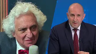 Доц. Лозанов за Крим: Ако някой отиде и се нанесе у Радев, какво означава това?