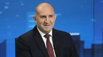 Радев изненада с отговора си дали би работил с ГЕРБ