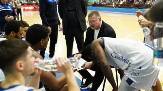 Тодор Тодоров вече няма да води баскетболния Спартак Плевен