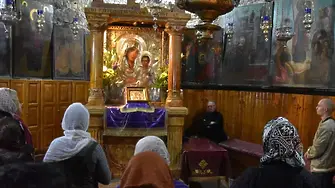 Отбелязваме Зимна Богородица