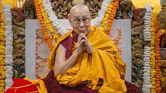 Далай Лама спечели първата си награда "Грами"