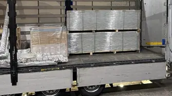 Заловиха 711 000 къса контрабандни цигари за над 100 000 евро (ВИДЕО+СНИМКИ)