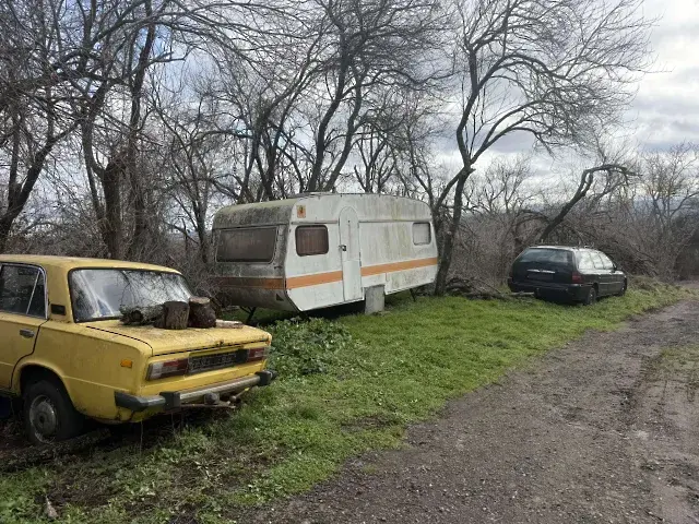 Още снимки от къщата на изчезналия след убийството в Петрохан Ивайло Калушев