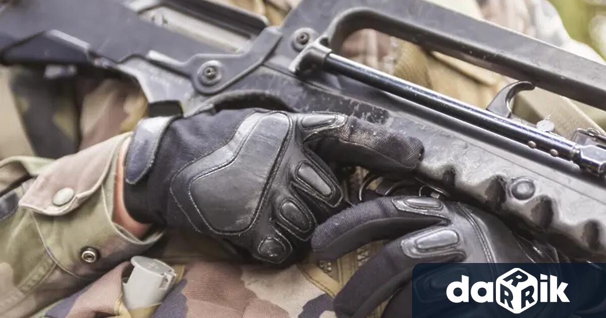 Обвиниха двама израелци в използване на класифицирана военна информация за