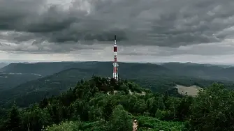 Предимно облачно остава днес