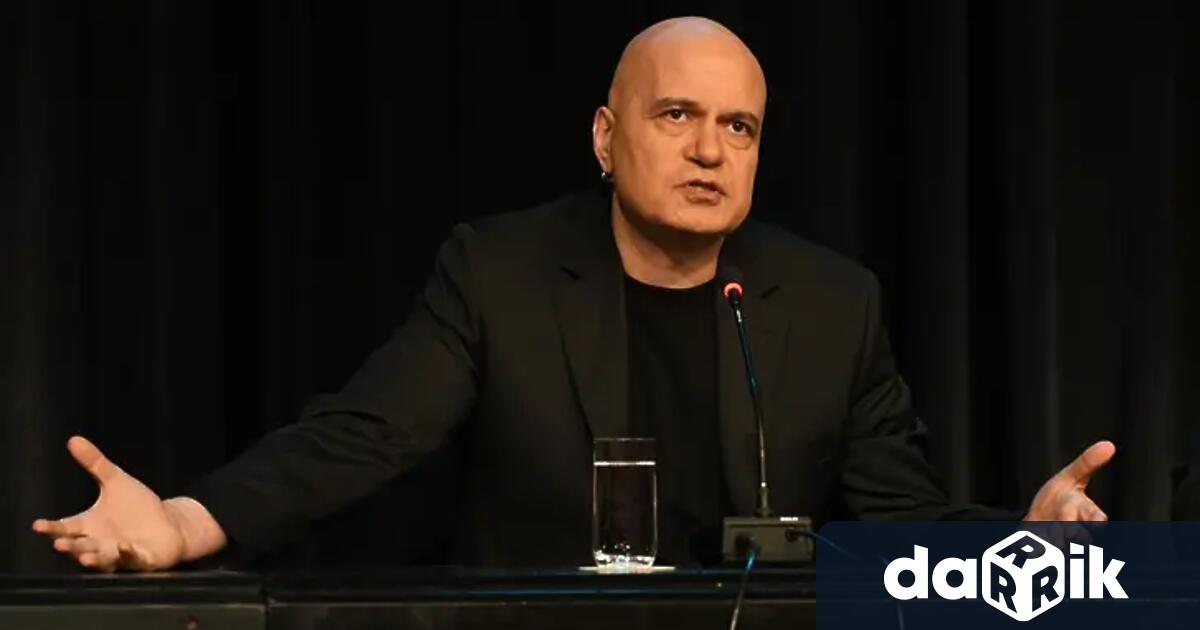 Вофициалния си фейсбук профил лидерът на Има такъв народ Слави