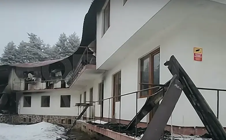 Ето как изглежда двора на хижата край „Петрохан“ след фаталния инцидент (СНИМКИ)