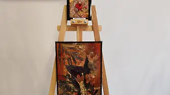 Светла Дамяновска подреди изложба живопис в Община Мездра под наслов "Вълшебната гора"