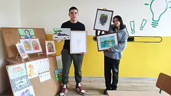 Благотворителна изложба ще представи картини на ученици от Професионалната гимназия по туризъм "Михалаки Георгиев" във Видин