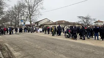 Жители на добричкия квартал „Рилци” излязоха на протест