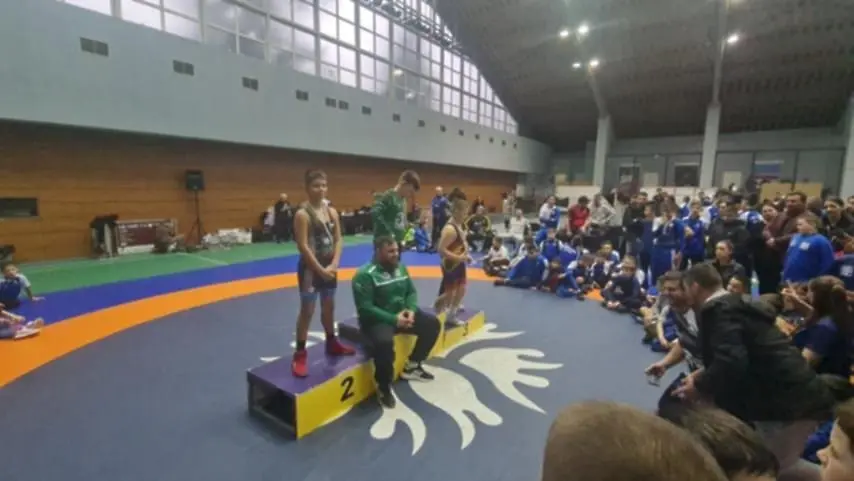 Калоян Николов, ученик от 4 клас в НУ „Христо Ботев“, с второ място на Държавно първенство за деца по класическа борба