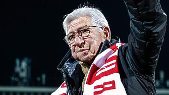 Легендата Джони Велинов е в тежко състояние