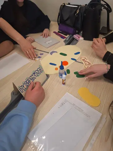 „Клетката – вселената в нас!“: STEM урок превърна учениците на НТГ - Пловдив в изследователи