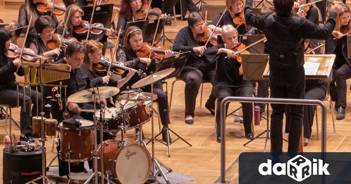 Тази вечер е първият от двата концерта с авторска музика