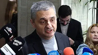 Кирил Добрев за „Петрохан“: Секта, ръководена от педофил, подпомагана от ПП-ДБ!