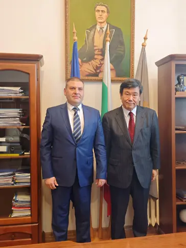 Новоназначеният посланик на Япония у нас с официално посещение в Плевен