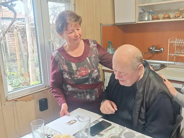 Златна сватба отпразнува семейство от Ясен, посрещна за празника си кмета на Плевен и кмета на населеното място