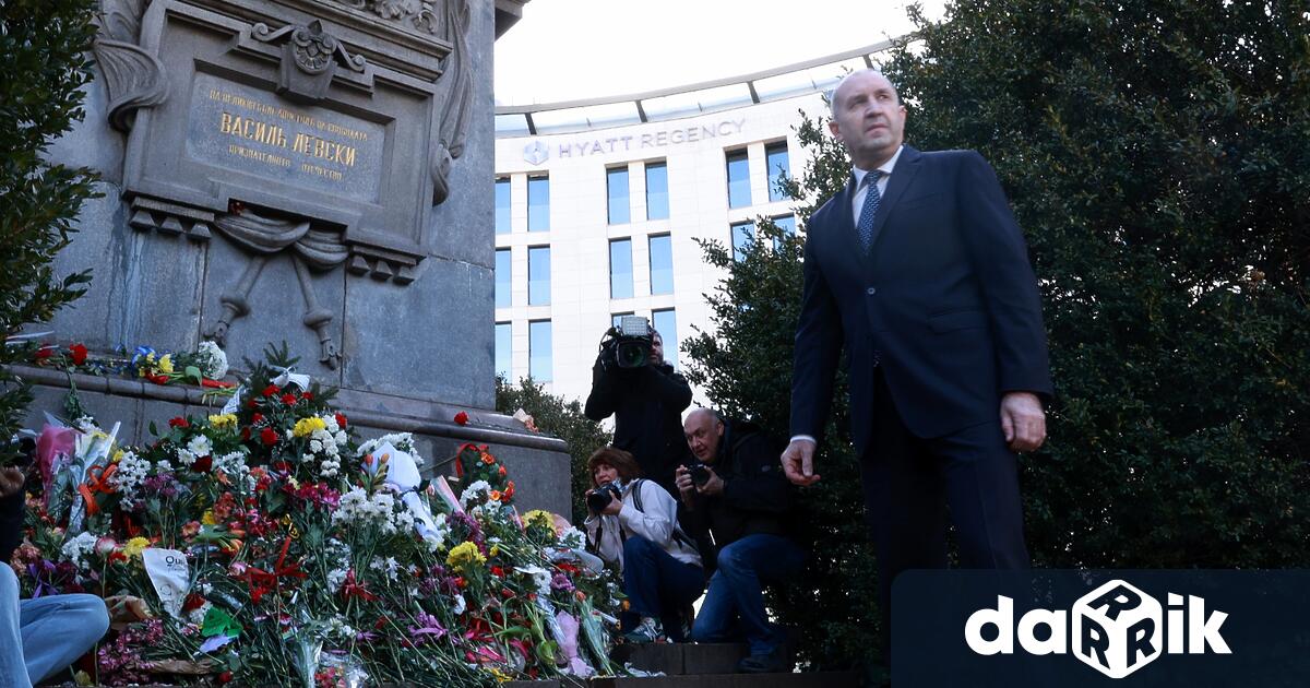 19 февруари е повод за смирение и опит да почерпя