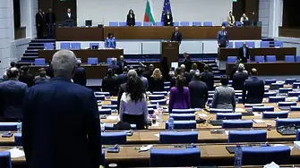 Кои министри от правителството на Желязков се връщат в парламента