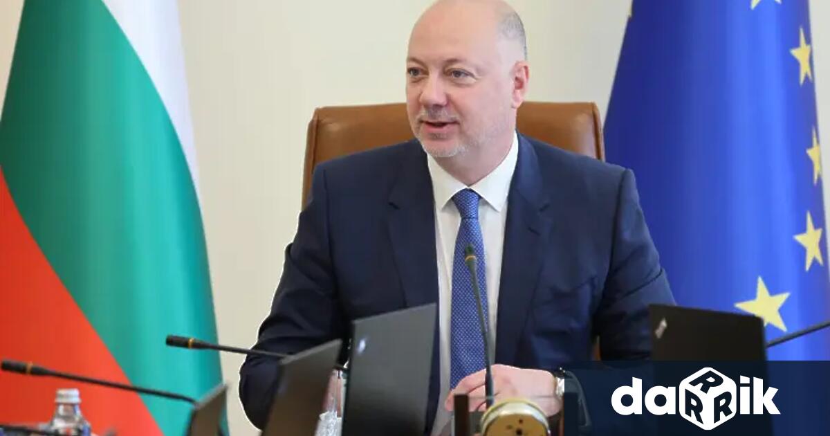 Досегашният премиер в оставка Росен Желязков е освободил всичките си