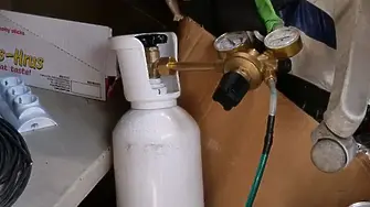 Взрив на газова бутилка в Сливенско, двама души са с тежки изгаряния