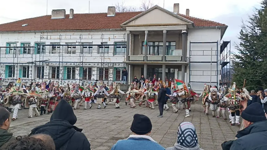 Кукерският звън отново събра Пъдарево на Сирни заговезни