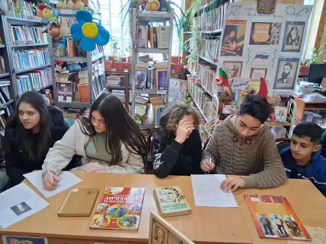 В  читалището в Асеновци организираха уроци по  родолюбие 