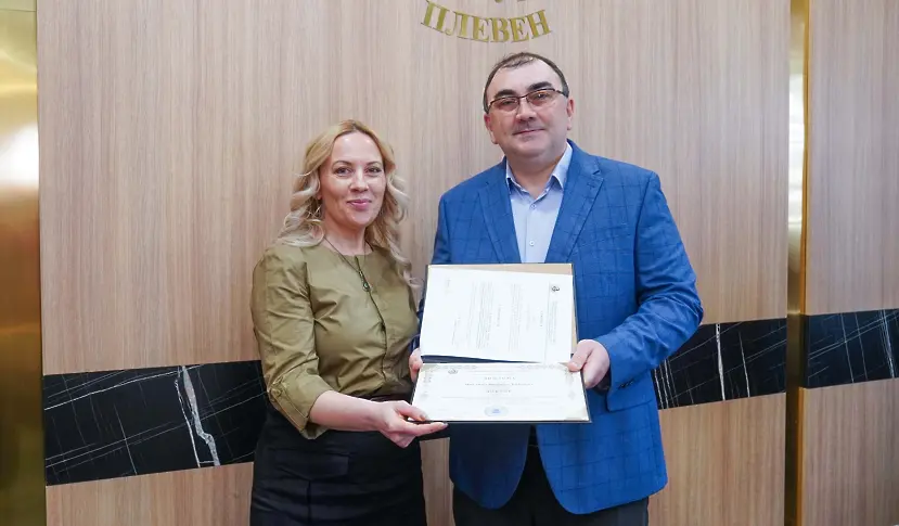 Ректорът на МУ-Плевен връчи дипломи за академично израстване и придобиване на научни степени