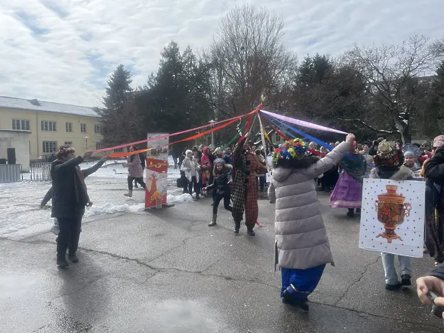 В РИМ-Плевен отбелязаха празниците "Масленица" и "Сирни заговезни, Прошка"