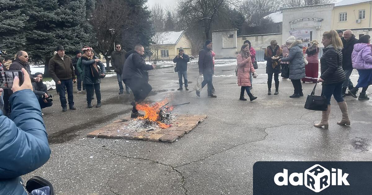 Празниците Масленица и Сирни заговезни Прошка характерни за православните християни