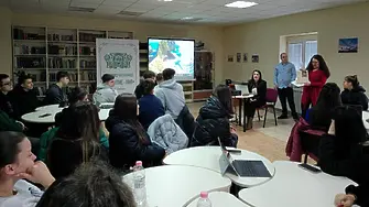 Час в библиотеката за Левски в НЧ "Развитие" Враца