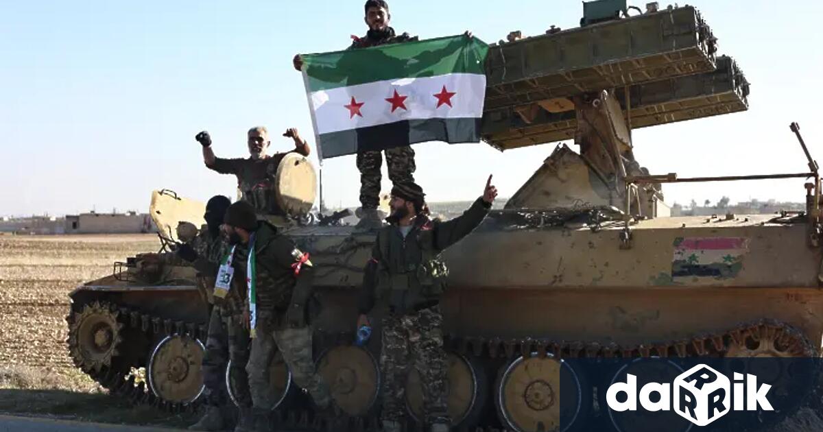 Американската армия се изтегля от ключова база в североизточна Сирия