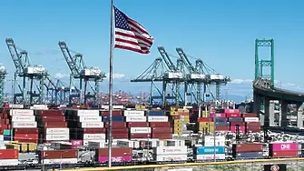 10-процентните глобални американски мита влязоха в сила