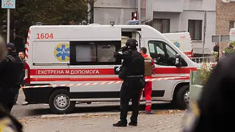 Взривове и предупреждение за ракетна атака в Киев