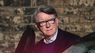 Заради скандала „Епстийн“: Арестуваха бивш британски посланик в САЩ